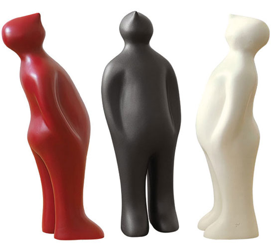 Guido Deleu: 3 keramische beeldjes 'De Bezoeker' (mini versie, hoogte 18,5 cm) in een set, sculptuur