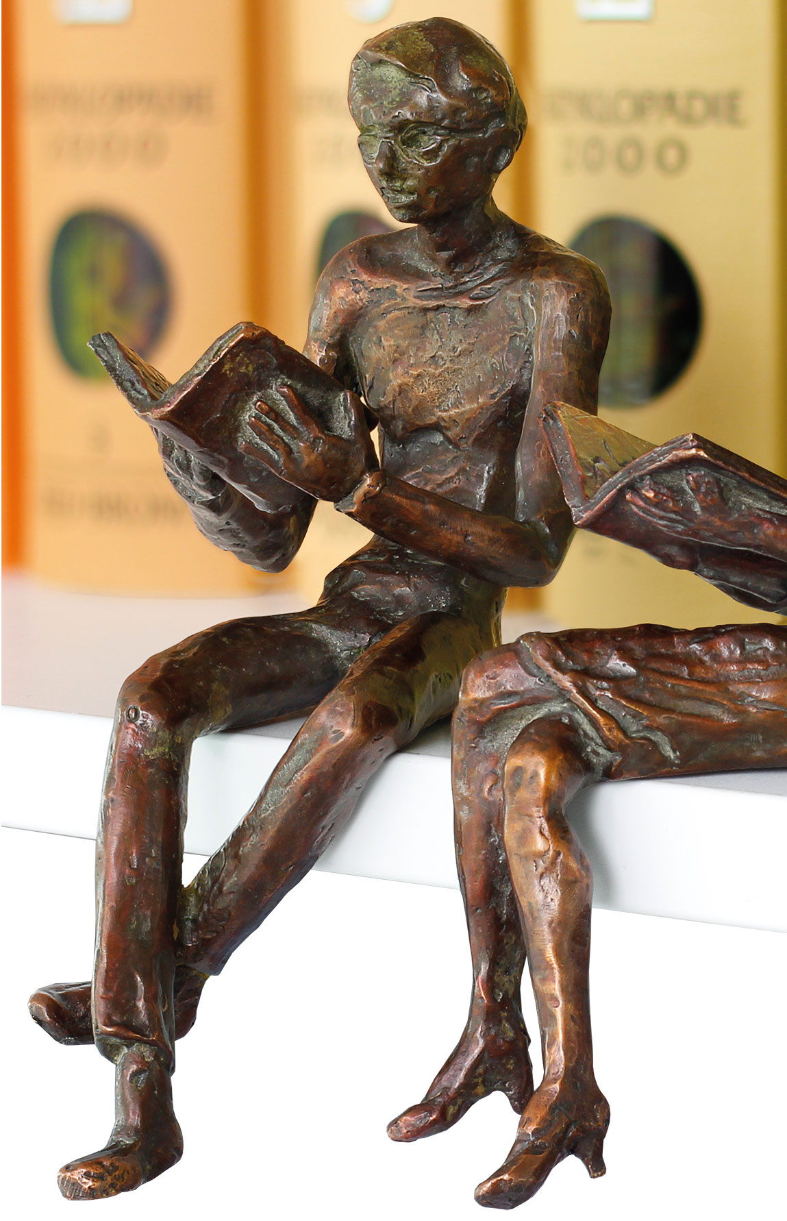 Birgit Stauch: Skulptur / Kantenhocker 'Buchleser', Metallguss
