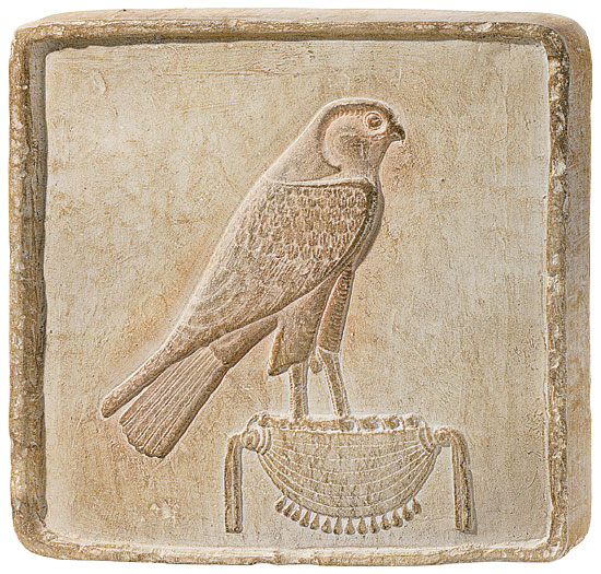 Relief en grès 'Gold-Horus