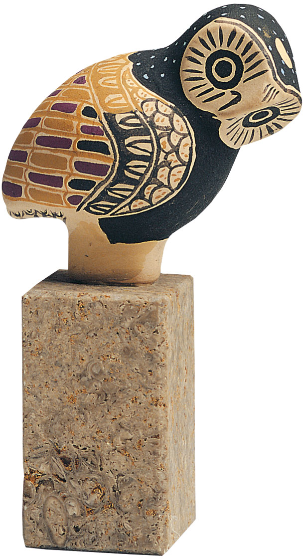 Skulptur 'Griechische Eule' auf Steinsockel, handbemalt